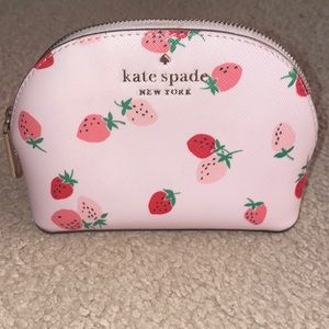 Kate Spade ♠️ strawberry 🍓 cosmetic case